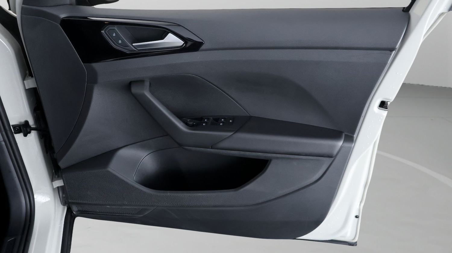 Used Volkswagen T-Cross 2023 for sale - 77797296: Photo 14