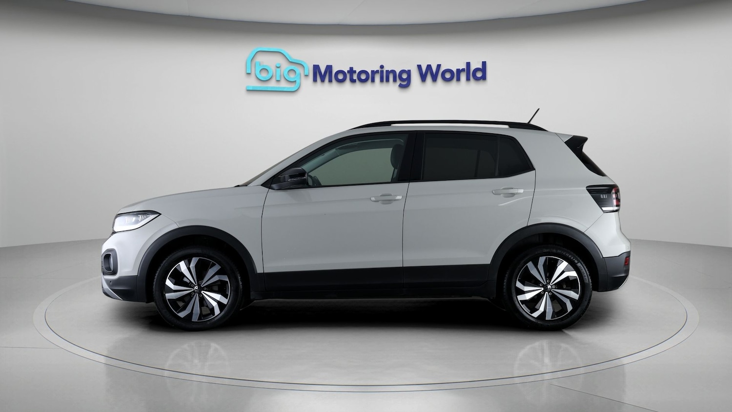 Used Volkswagen T-Cross 2023 for sale - 77797296: Photo 4