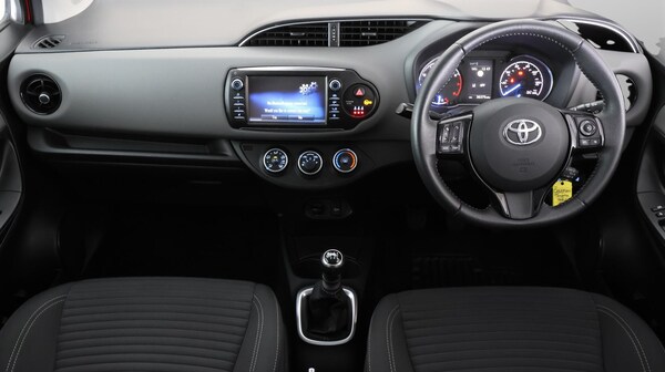 Used Toyota Yaris 2018 for sale - 76179639: Photo 13