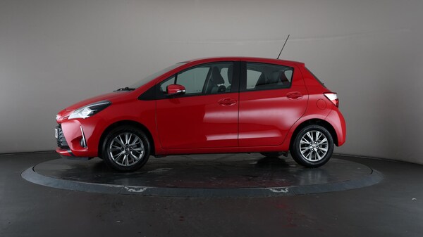 Used Toyota Yaris 2018 for sale - 76179639: Photo 40
