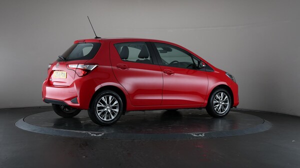 Used Toyota Yaris 2018 for sale - 76179639: Photo 65