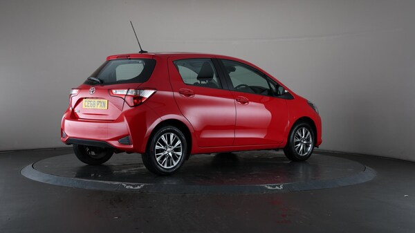 Used Toyota Yaris 2018 for sale - 76179639: Photo 66