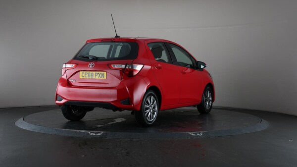 Used Toyota Yaris 2018 for sale - 76179639: Photo 68