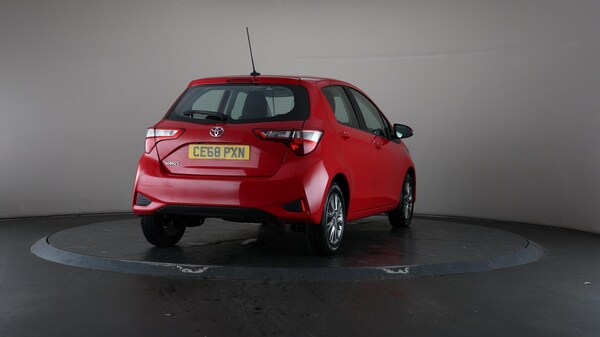 Used Toyota Yaris 2018 for sale - 76179639: Photo 70