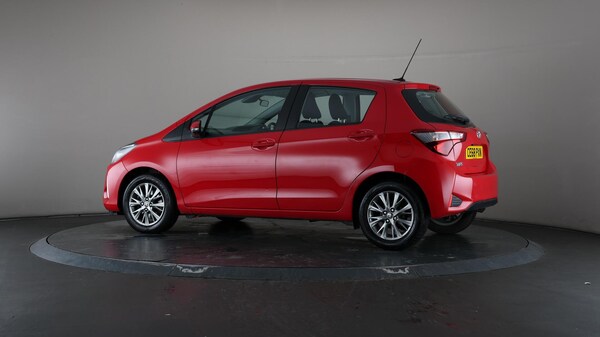 Used Toyota Yaris 2018 for sale - 76179639: Photo 77