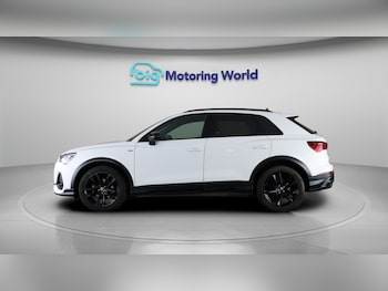 Used Audi Q3 2022 for sale - 77136005: Photo