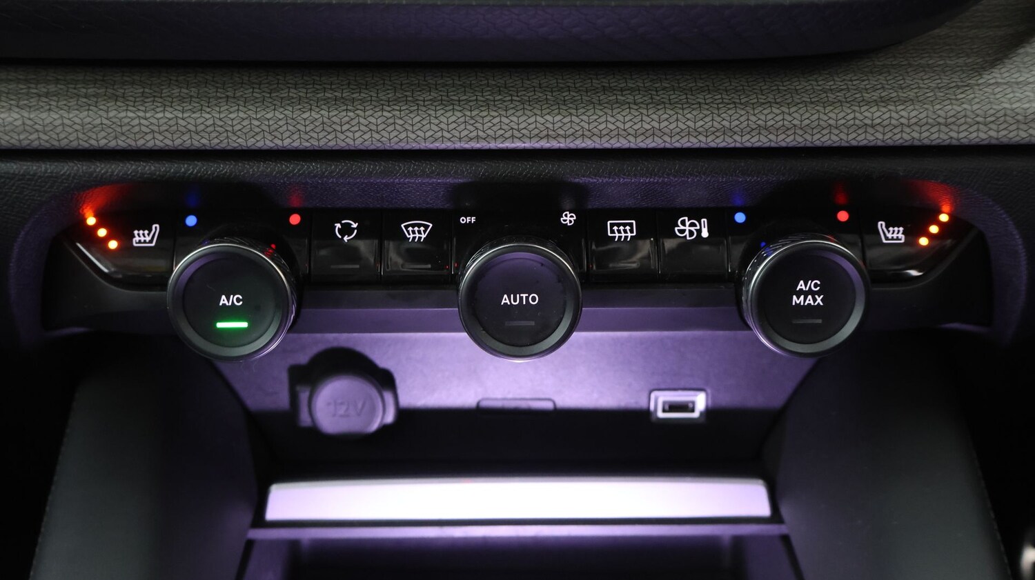 Used Citroen C5 X 2022 for sale - 77341118: Photo 12