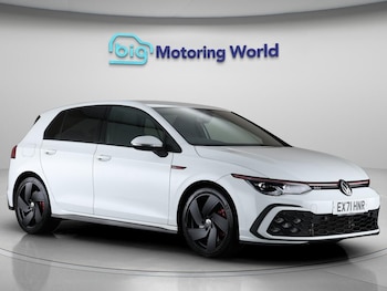 Volkswagen - Golf