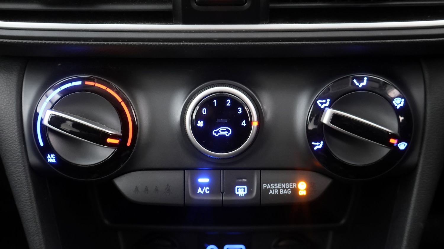 Used Hyundai KONA 2019 for sale - 77781863: Photo 11