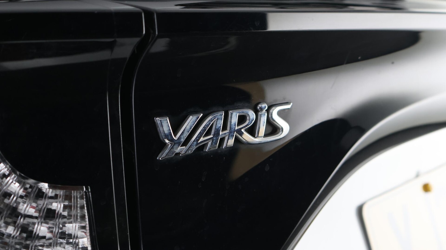 Used Toyota Yaris 2023 for sale - 76381245: Photo 21