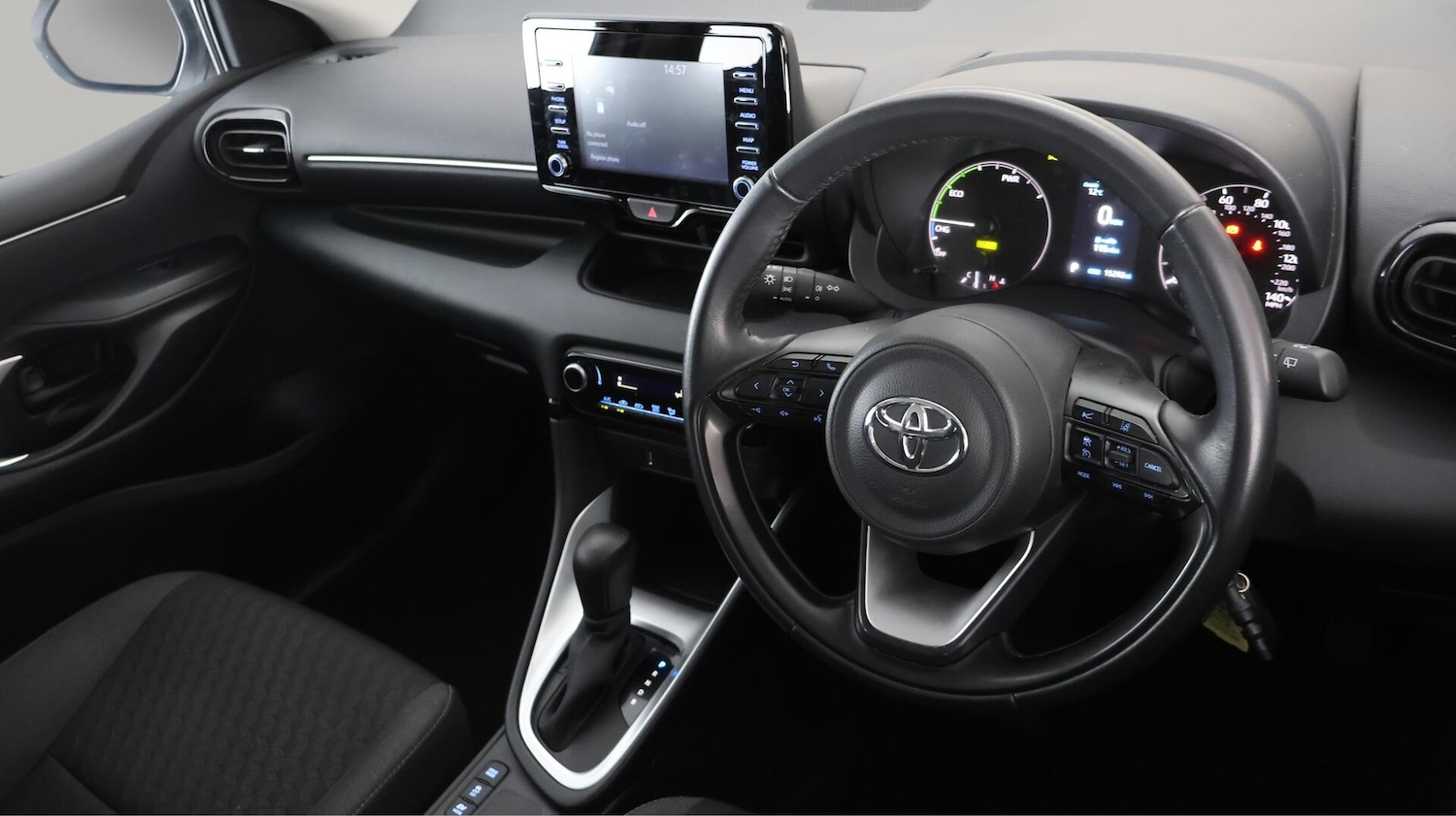 Used Toyota Yaris 2023 for sale - 76381245: Photo 9