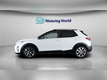 Used Kia Stonic 2021 for sale - 79476324: Photo