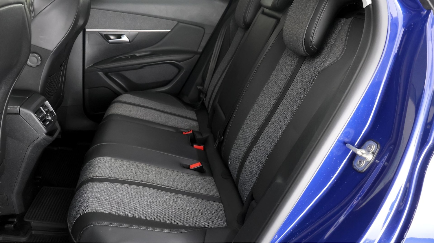 Used Peugeot 3008 2018 for sale - 77631145: Photo 16