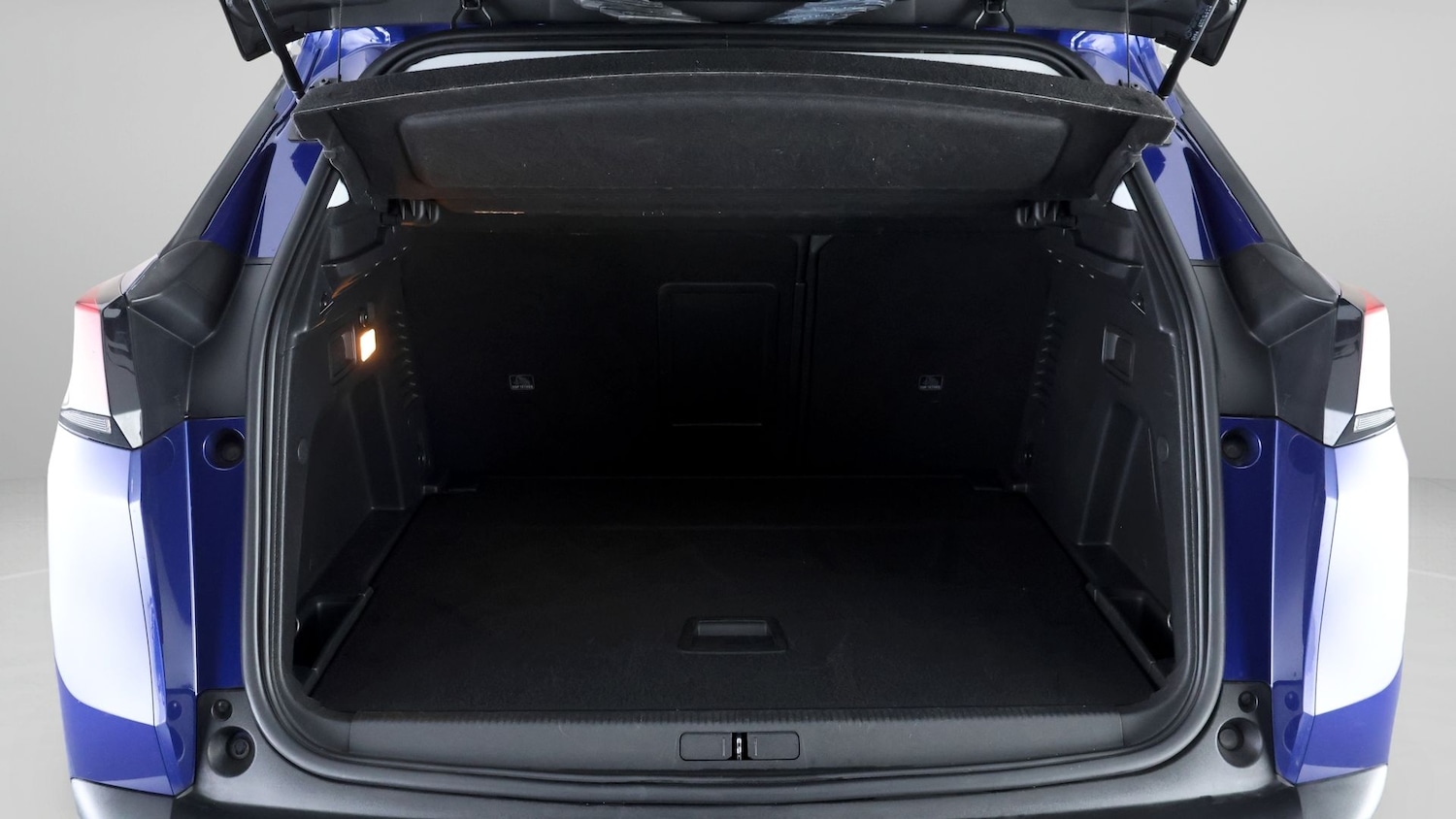 Used Peugeot 3008 2018 for sale - 77631145: Photo 17