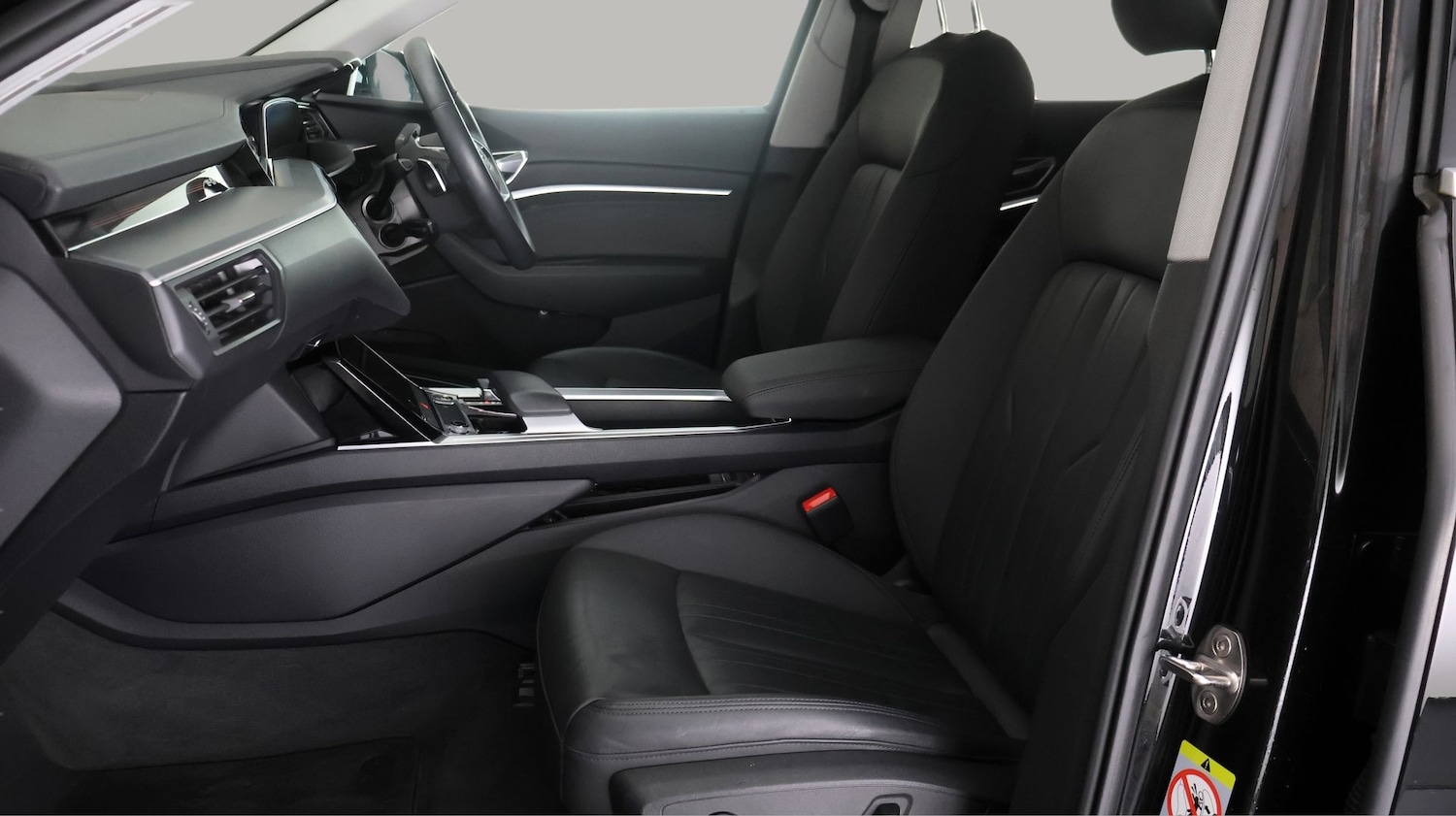 Used Audi e-tron 2021 for sale - 77679264: Photo 14