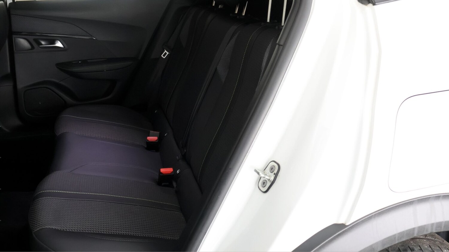 Used Peugeot 2008 2023 for sale - 77584796: Photo 16