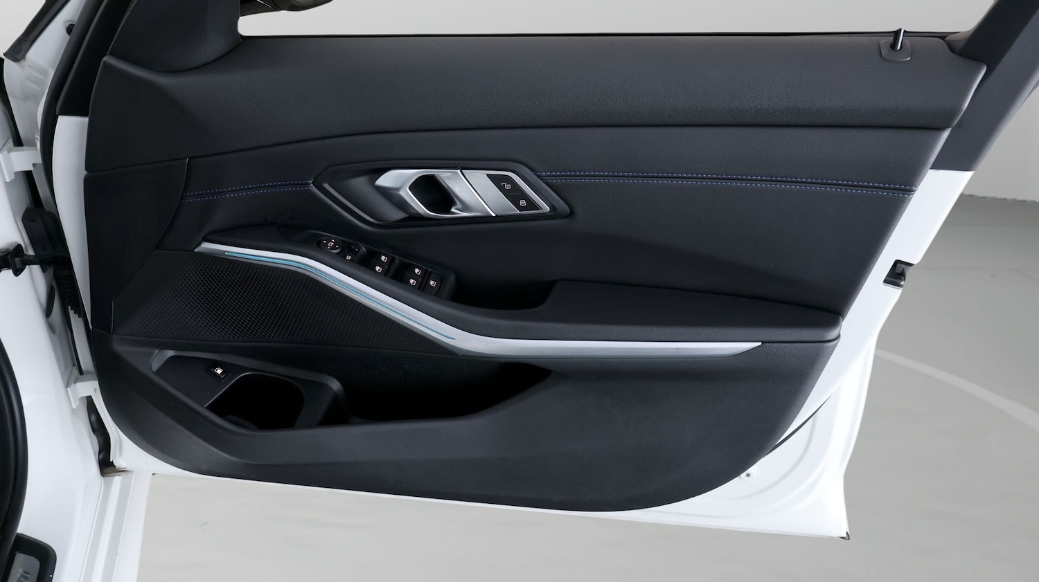 Used BMW 3 Series 2023 for sale - 77451347: Photo 14