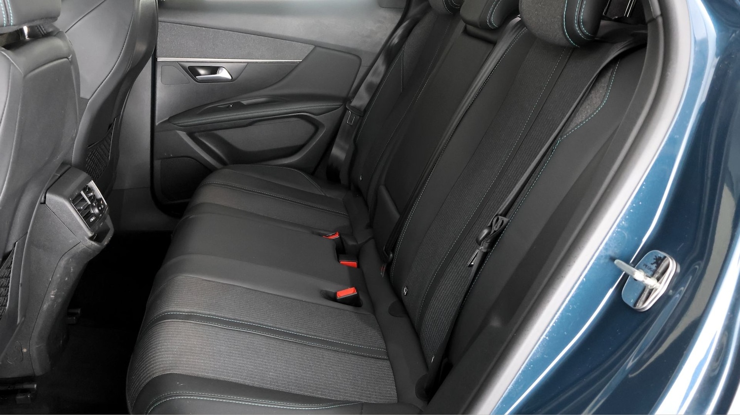 Used Peugeot 3008 2021 for sale - 77919177: Photo 16