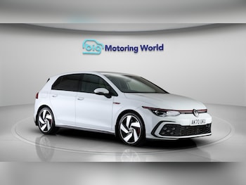 Volkswagen - Golf