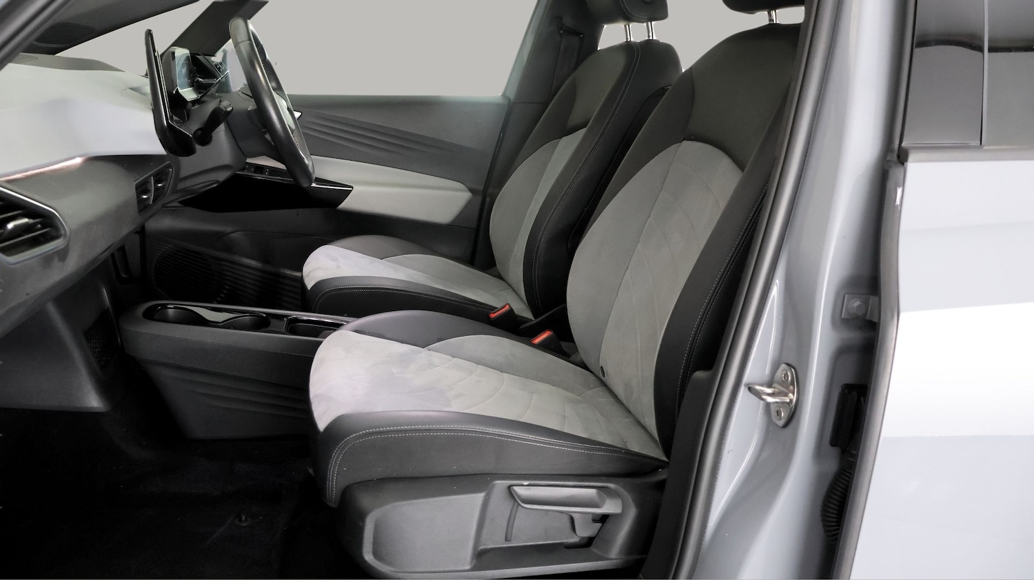 Used Volkswagen ID.3 2023 for sale - 77248077: Photo 14