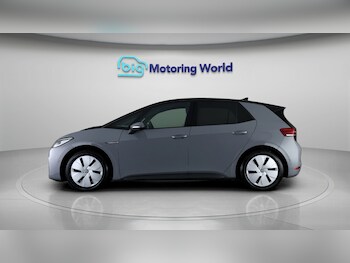 Used Volkswagen ID.3 2023 for sale - 77248077: Photo
