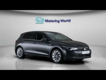 Used Volkswagen Golf 2023 for sale - 75082327: Photo