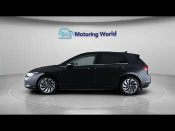Used Volkswagen Golf 2023 for sale - 75082327: Photo