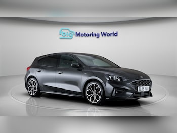(69) - 1.0T EcoBoost ST-Line X Hatchback 5dr Petrol Auto Euro 6 (s/s) (125 ps)