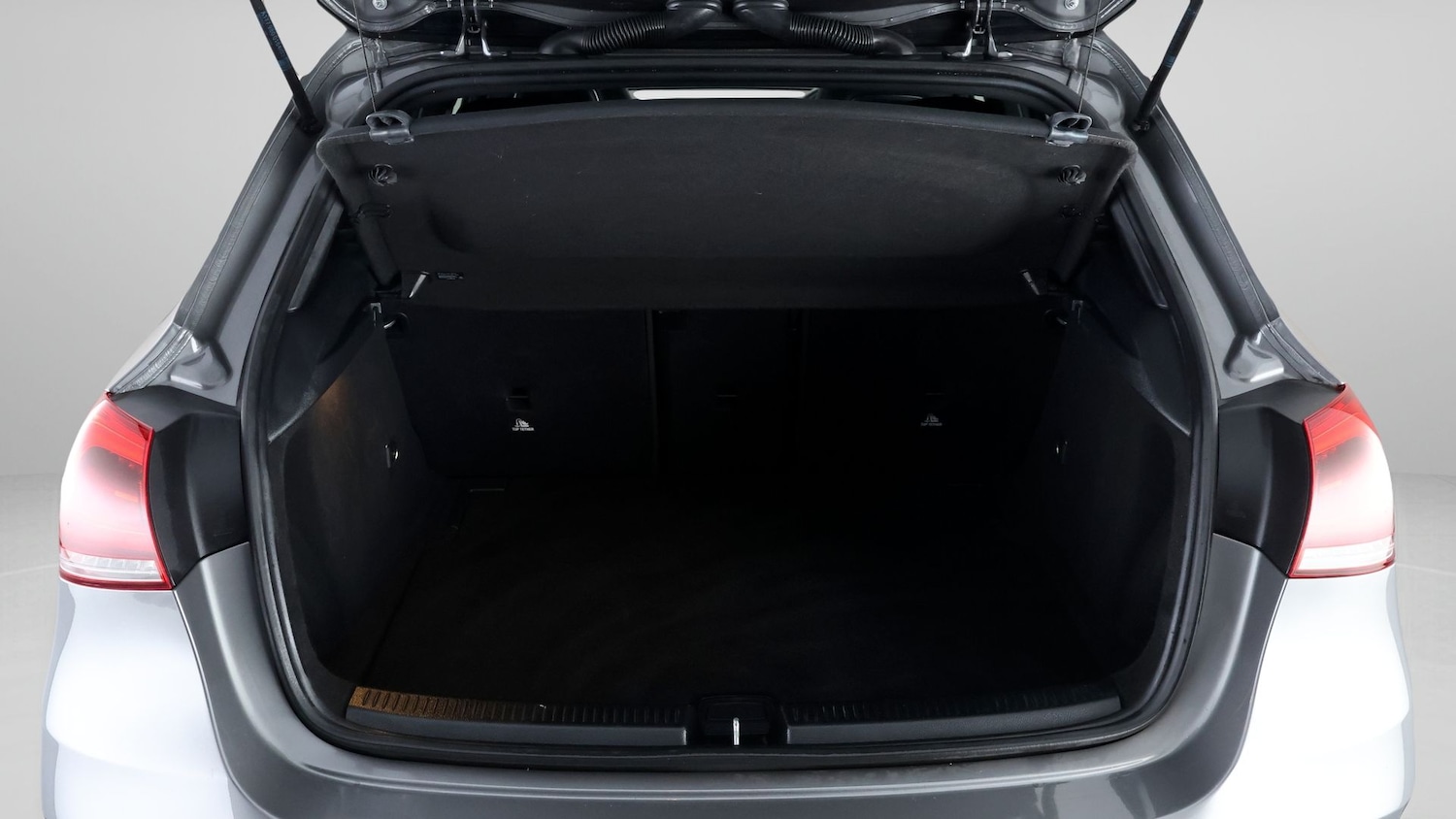 Used Mercedes-Benz A-Class 2019 for sale - 77248379: Photo 17