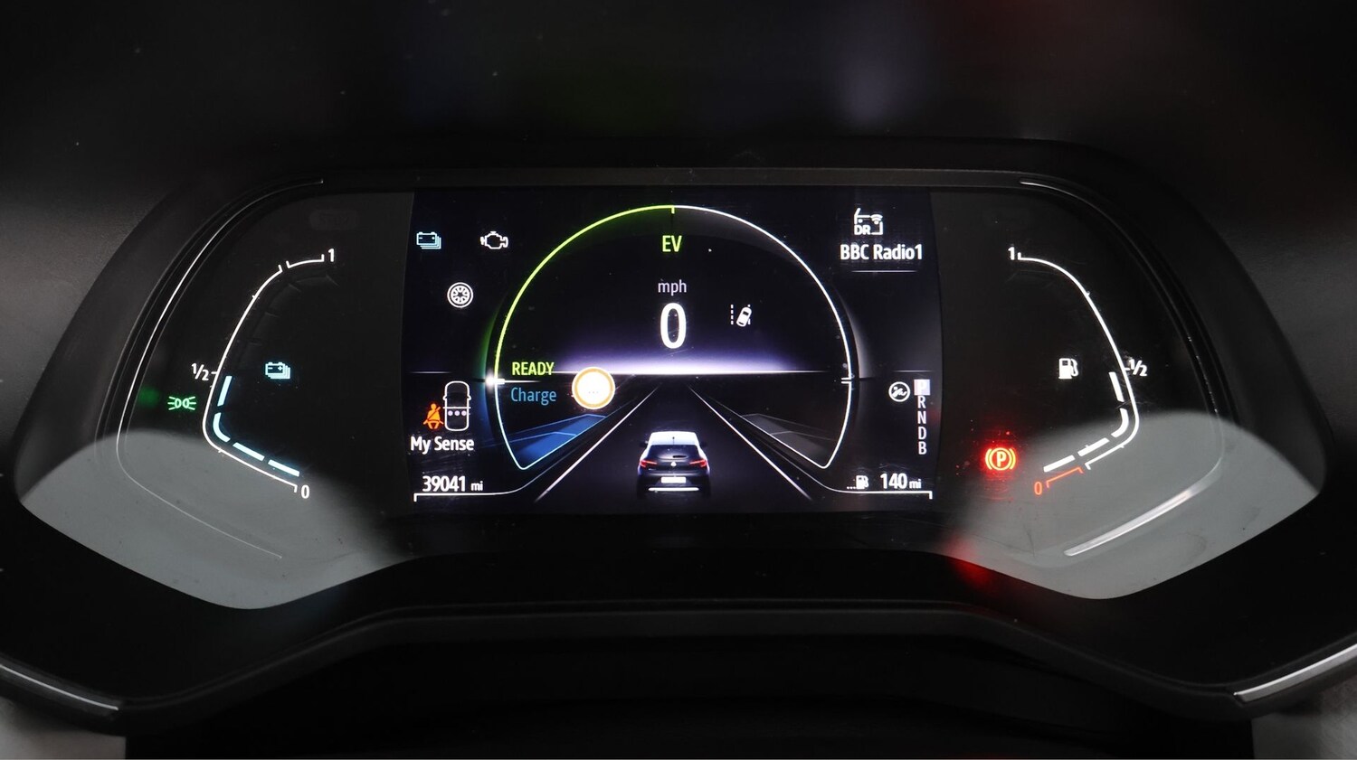 Used Renault Clio 2021 for sale - 77947218: Photo 10