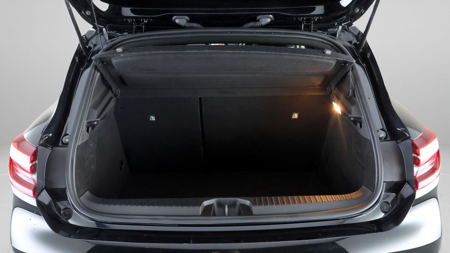 Used Renault Clio 2021 for sale - 77947218: Photo 16