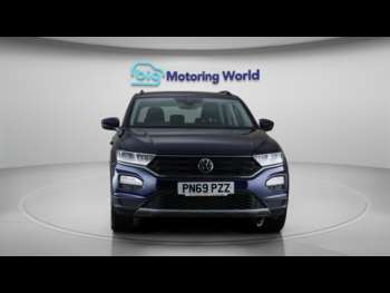 Used Volkswagen T-Roc 2019 for sale - 74691209: Photo