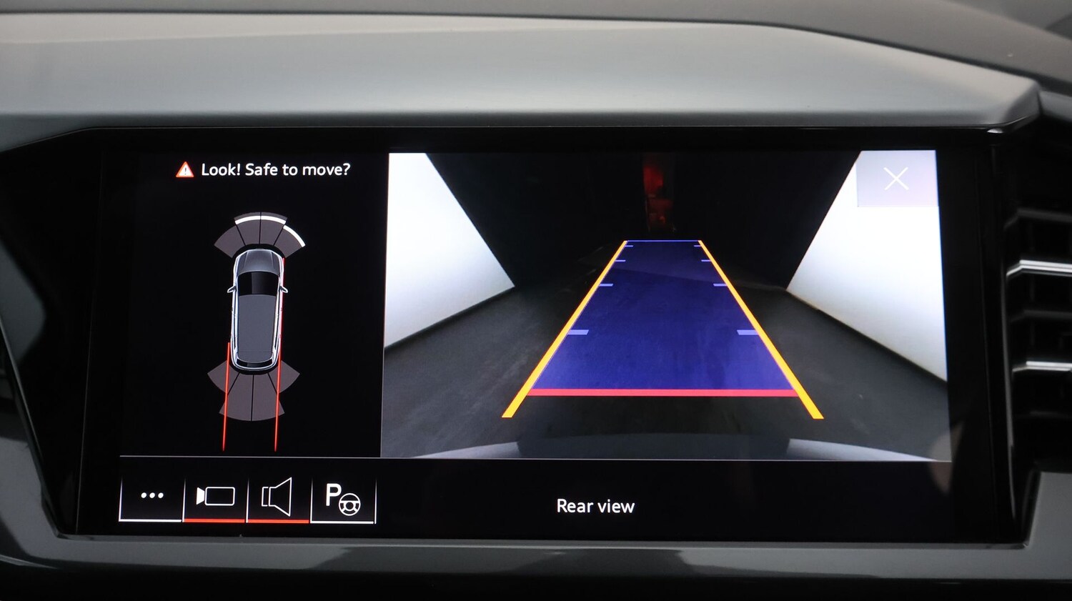 Used Audi Q4 e-tron 2023 for sale - 77497679: Photo 28