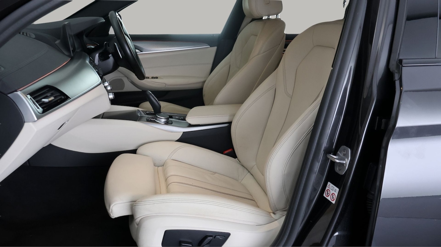 Used BMW 5 Series 2020 for sale - 77616964: Photo 14