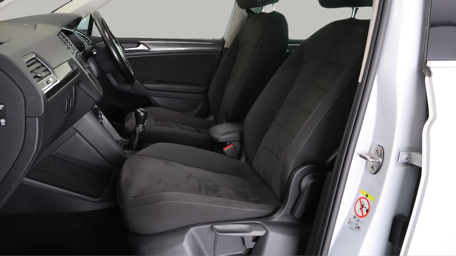 Used Volkswagen Tiguan 2018 for sale - 76314600: Photo 14