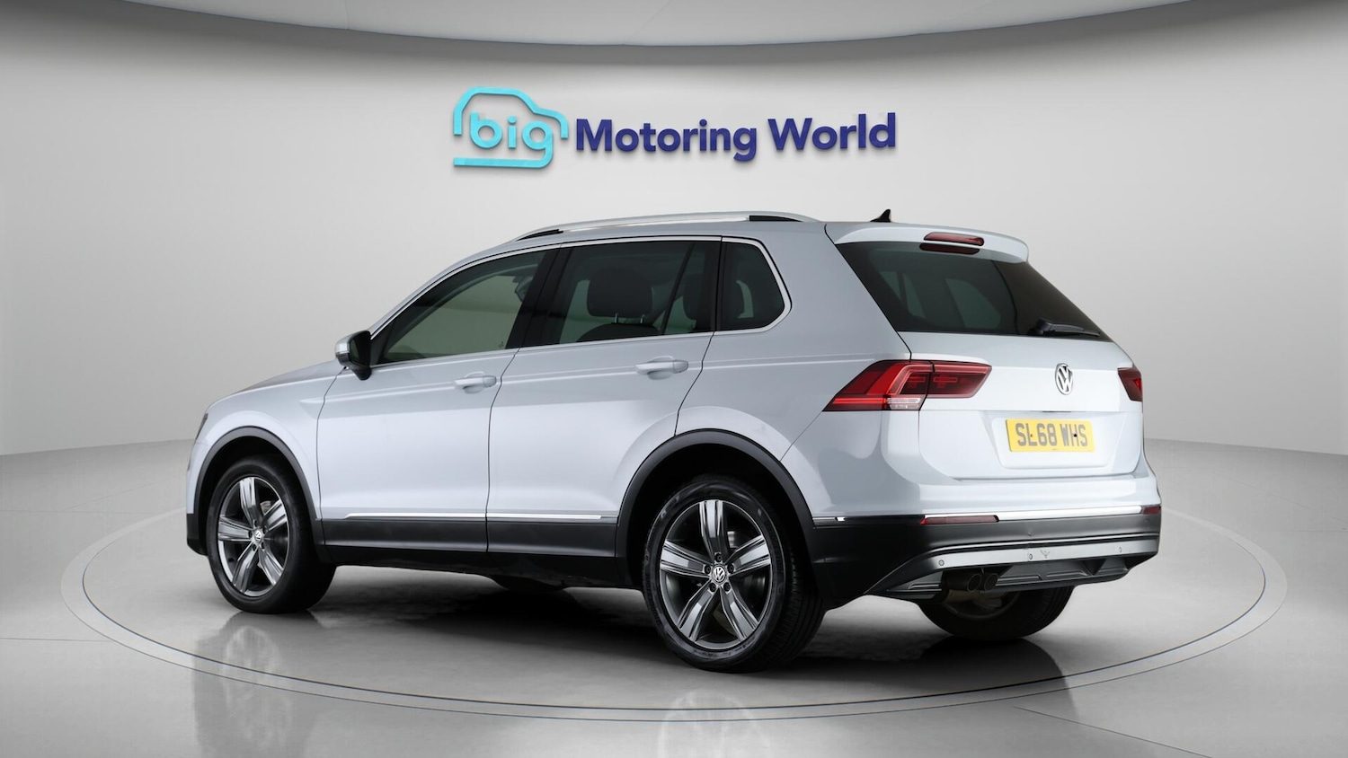 Used Volkswagen Tiguan 2018 for sale - 76314600: Photo 6