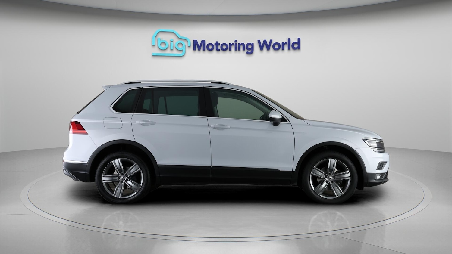 Used Volkswagen Tiguan 2018 for sale - 76314600: Photo 9