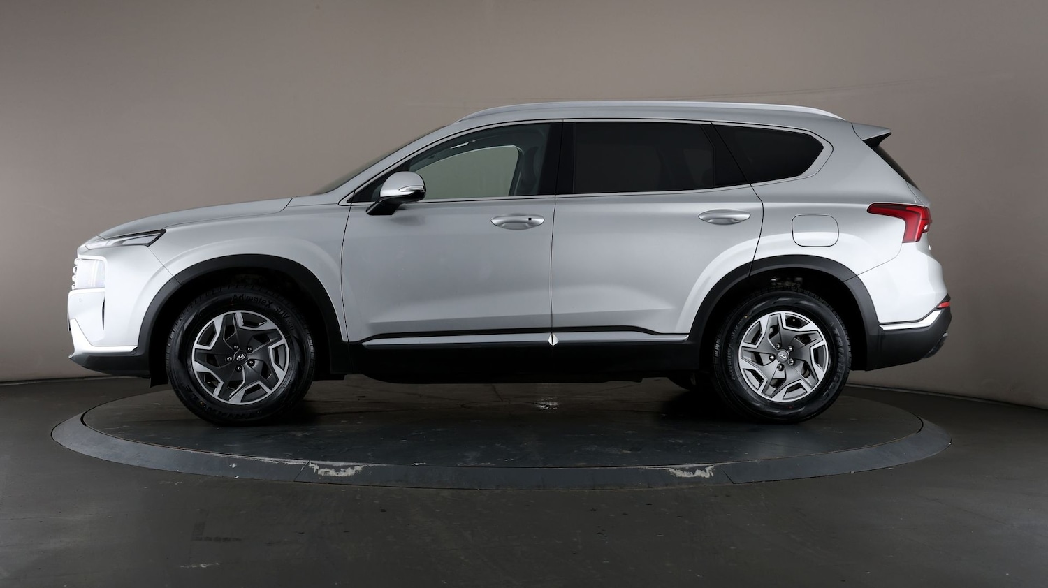 Used Hyundai Santa Fe for sale - 76809820: Photo 32