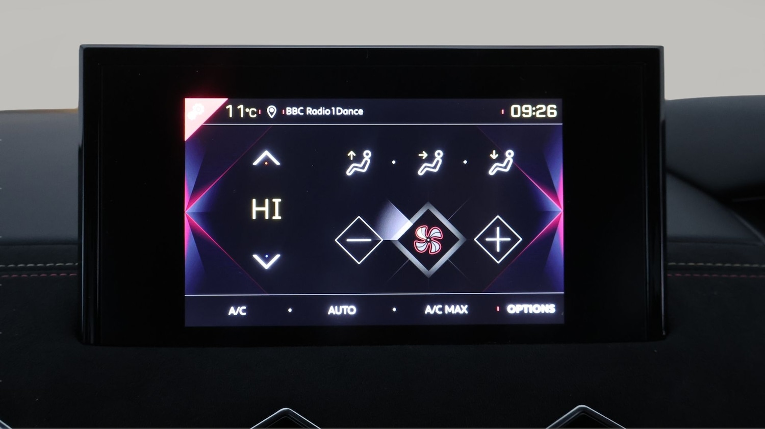 Used DS Automobiles DS 3 Crossback 2021 for sale - 77340177: Photo 11