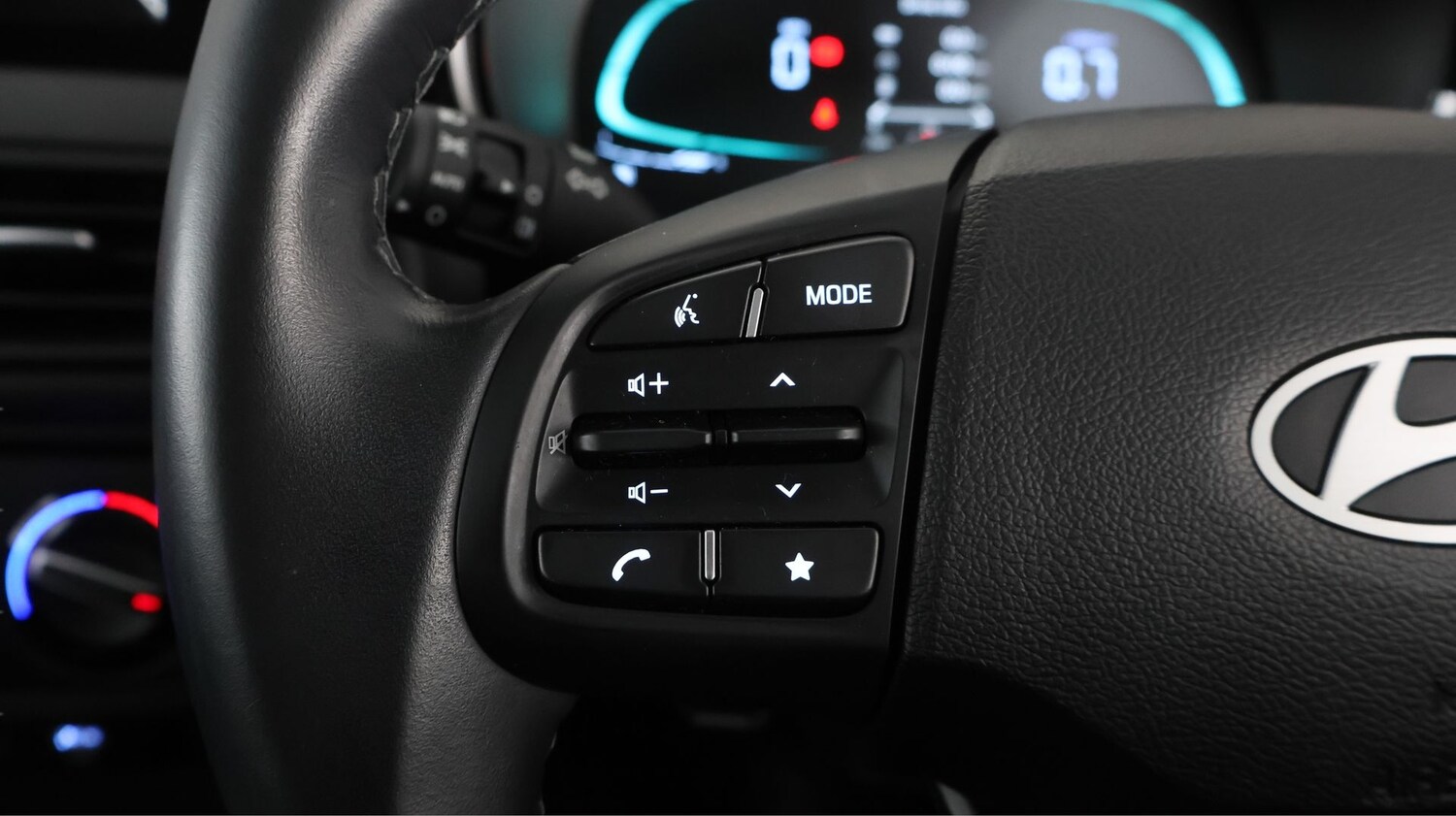 Used Hyundai i10 2024 for sale - 78088757: Photo 23