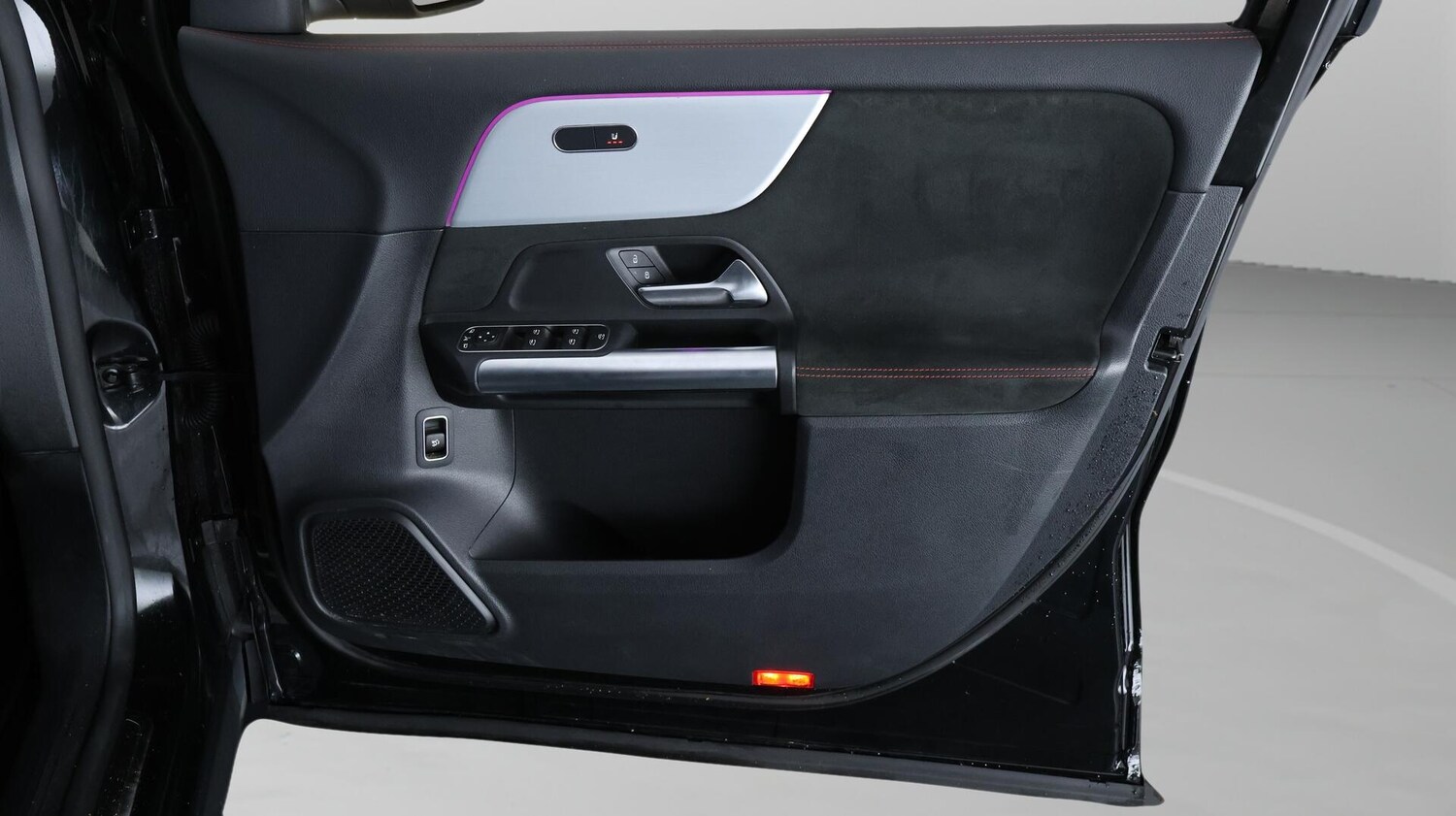 Used Mercedes-Benz EQA for sale - 76727658: Photo 15