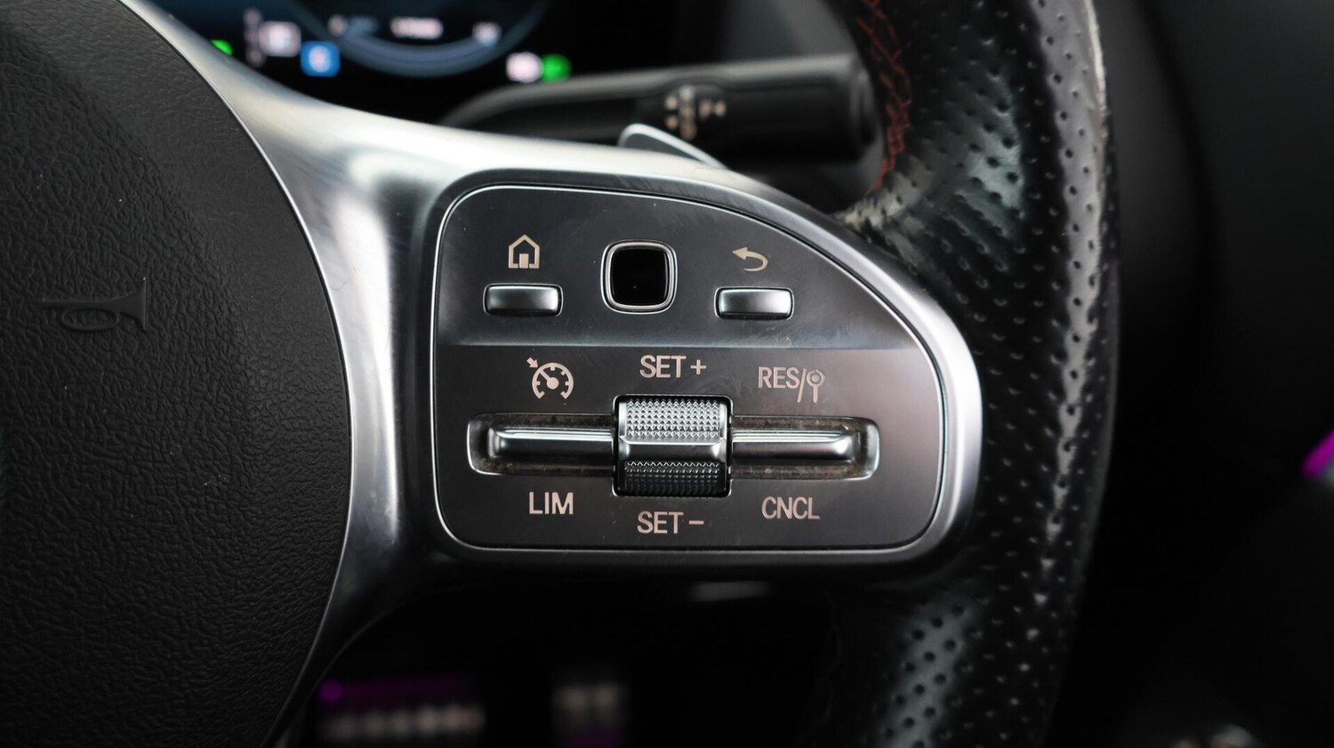 Used Mercedes-Benz EQA for sale - 76727658: Photo 25