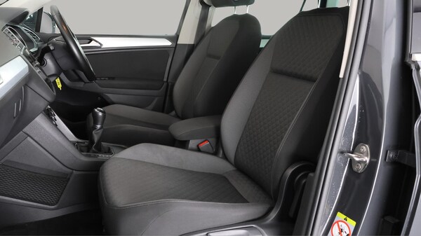 Used Volkswagen Tiguan 2020 for sale - 76099560: Photo 14