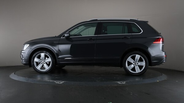 Used Volkswagen Tiguan 2020 for sale - 76099560: Photo 36
