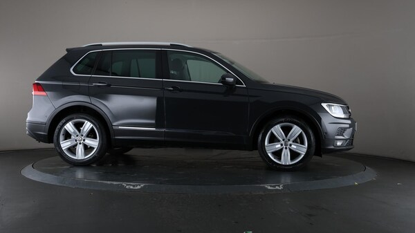 Used Volkswagen Tiguan 2020 for sale - 76099560: Photo 59