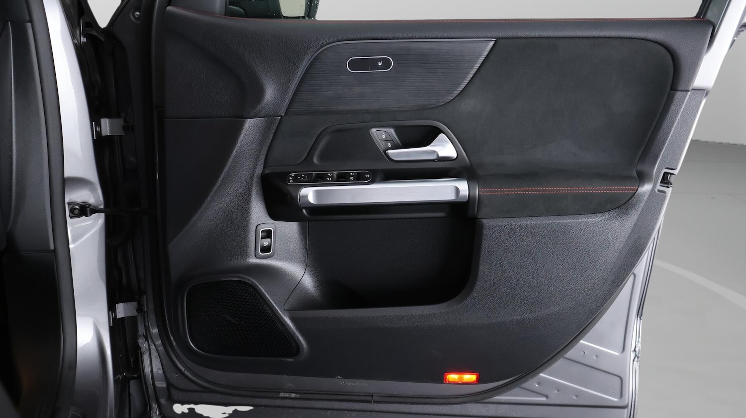 Used Mercedes-Benz EQB 2022 for sale - 76666634: Photo 16