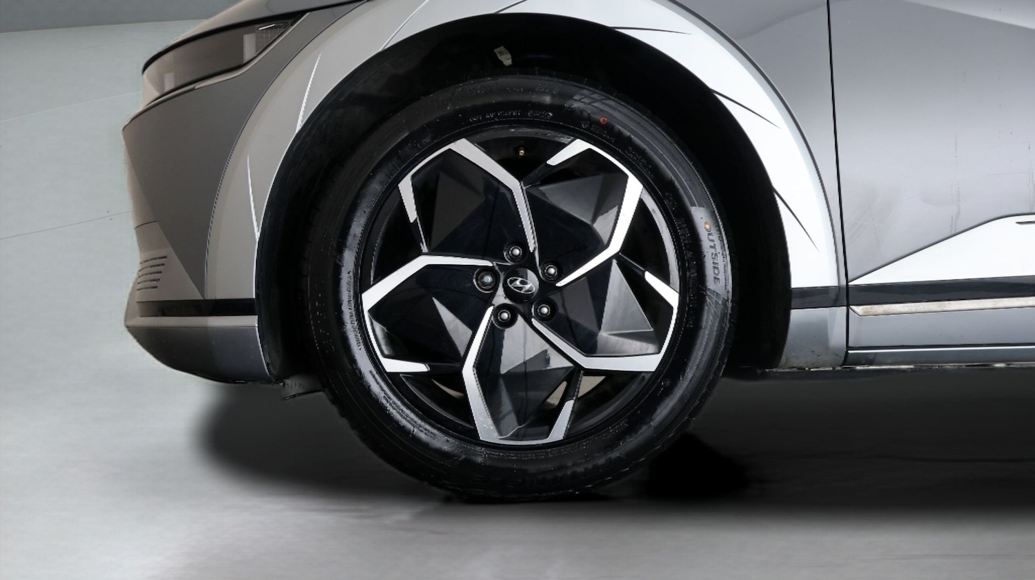 Used Hyundai IONIQ 5 2023 for sale - 77408822: Photo 18