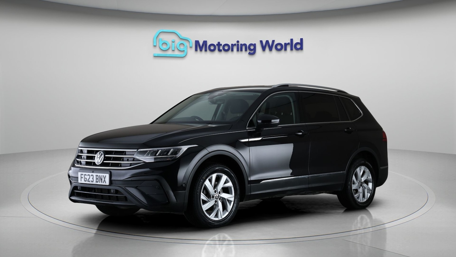Used Volkswagen Tiguan Allspace 2023 for sale - 78155638: Photo 3