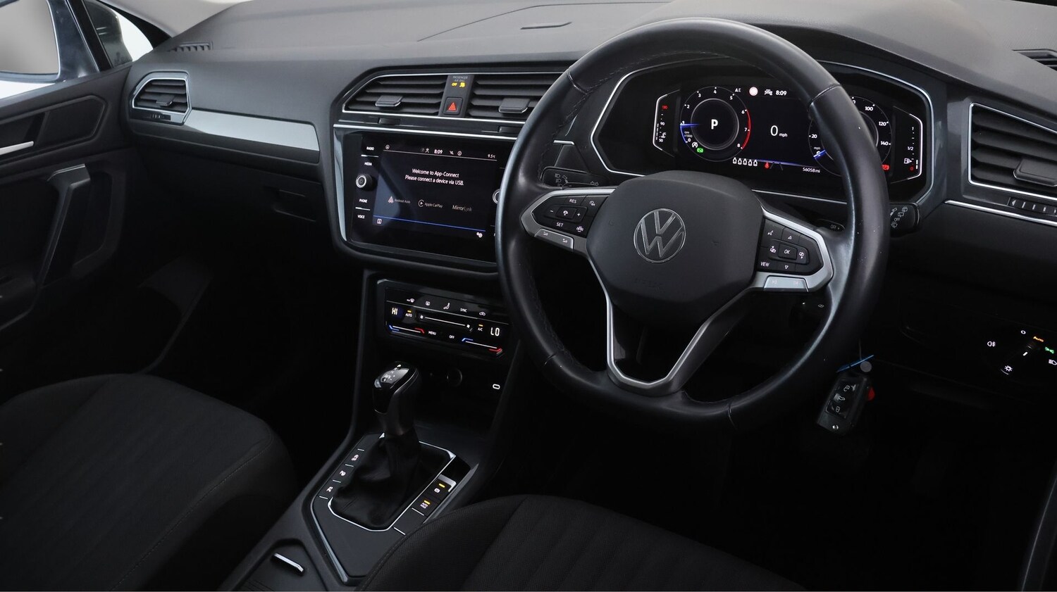 Used Volkswagen Tiguan Allspace 2023 for sale - 78155638: Photo 9