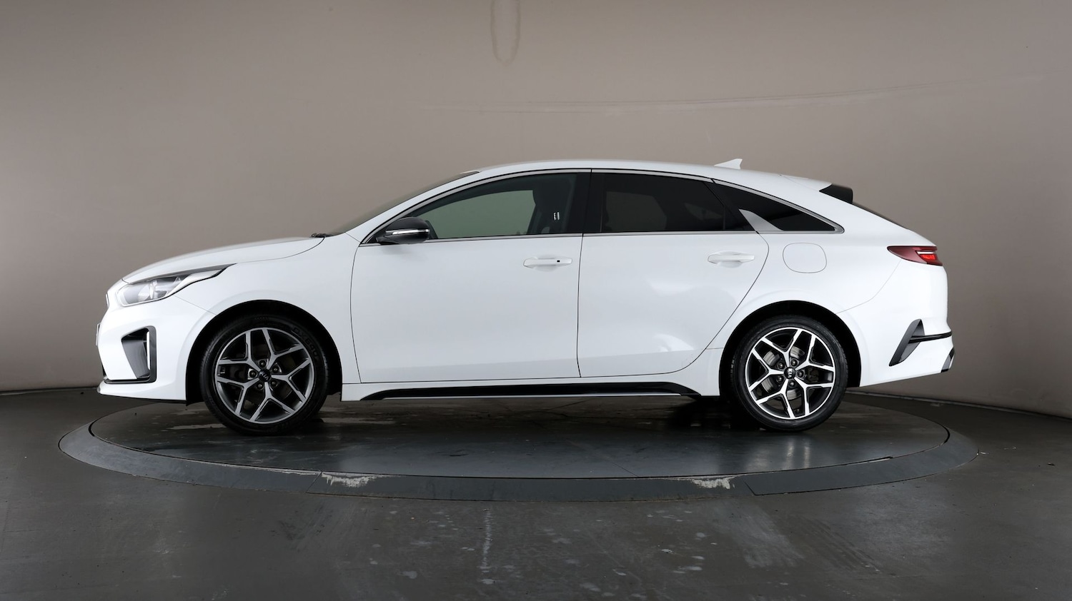 Used Kia Pro Ceed for sale - 76811100: Photo 28